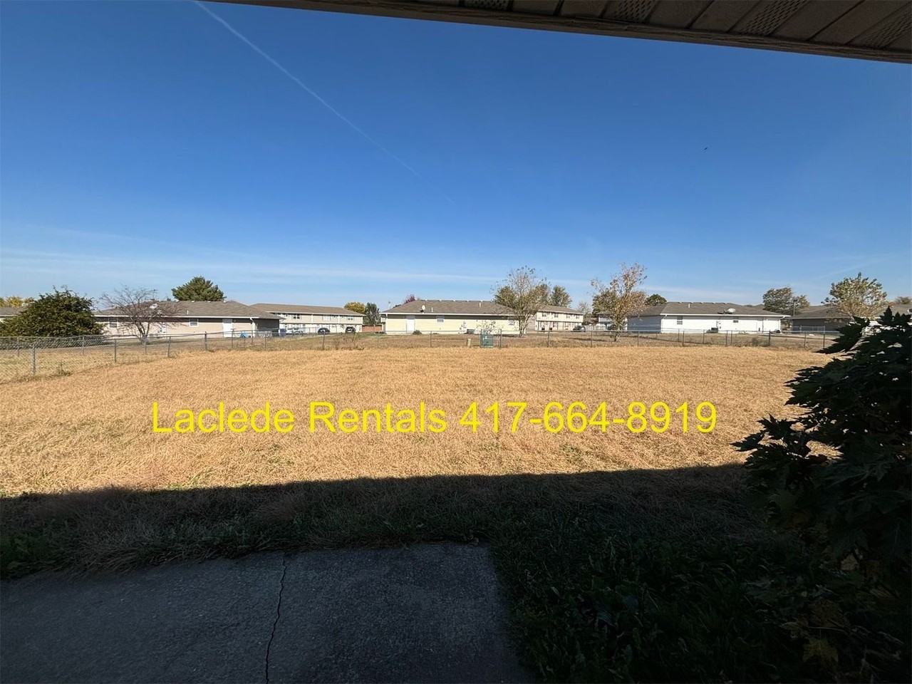 1201 Lake Dr - Photo 2 of 8