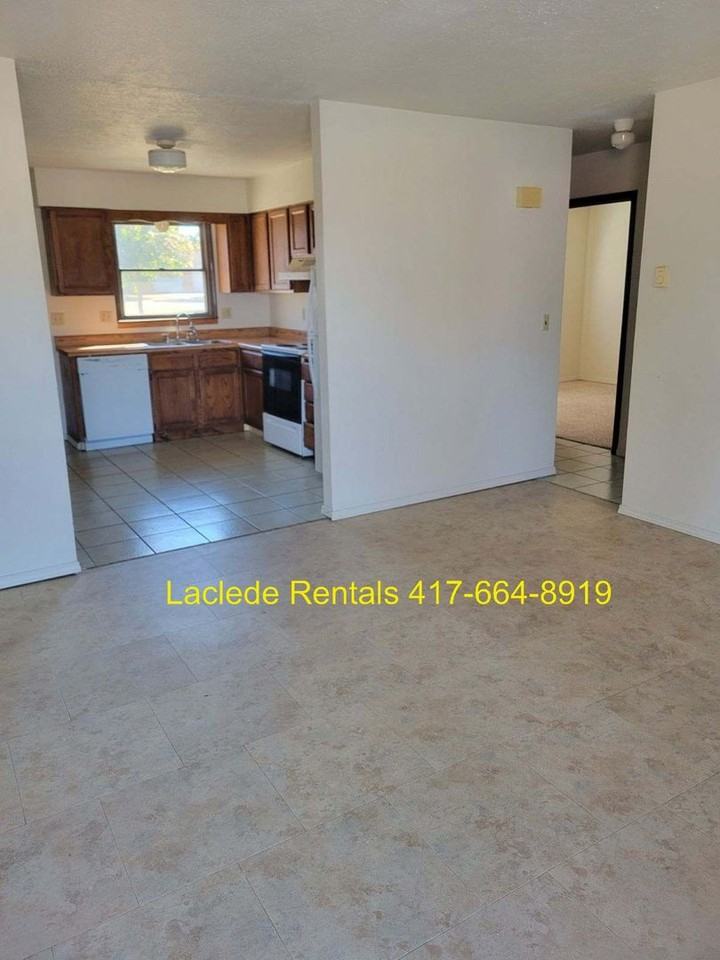 613 Nelson Ct #10 - Photo 2 of 6