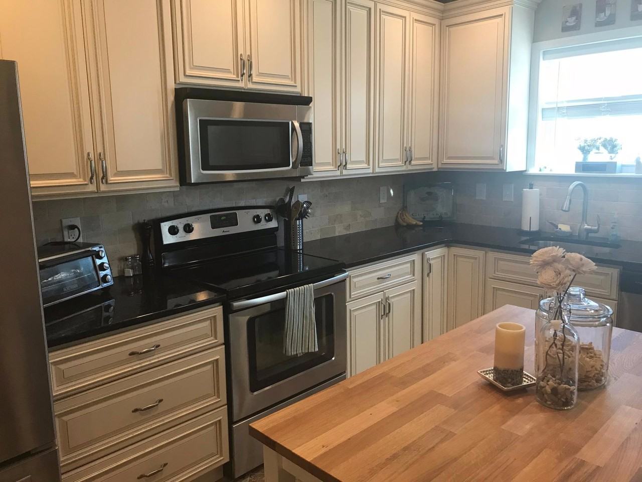 544 Broad St - Photo 2 of 29