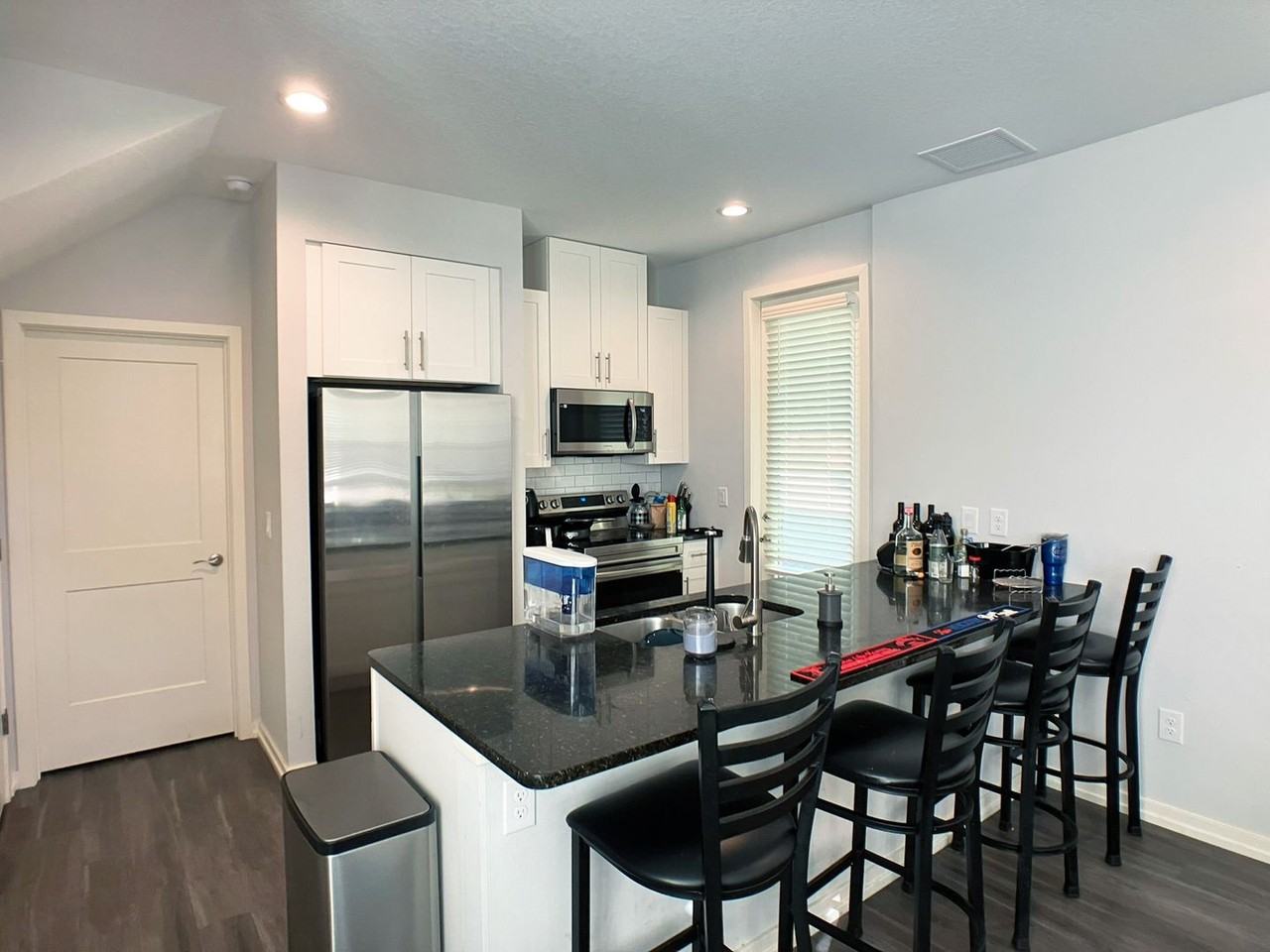 873 Sw 5th Ter - Photo 4 of 32