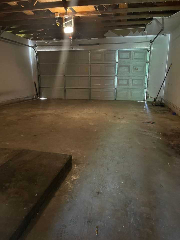 933 Nw 103rd St - Photo 7 of 7