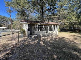 featured image of 166 Fernwood Dr