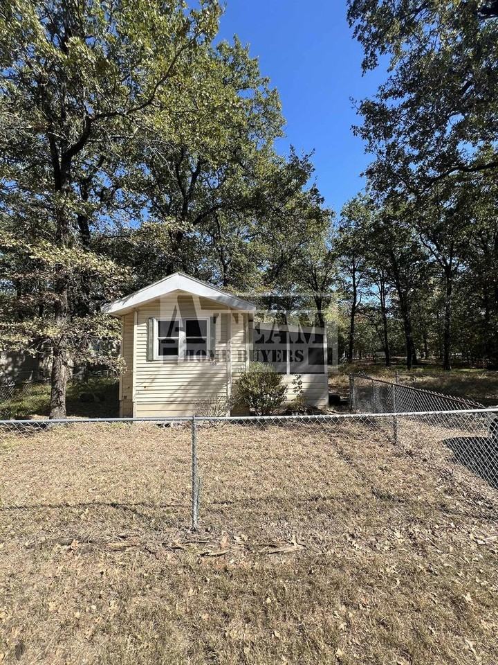 166 Fernwood Dr - Photo 4 of 32