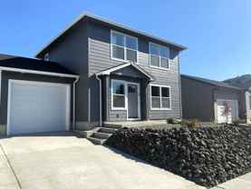 242 Ne College Ave - Photo 1 of 1