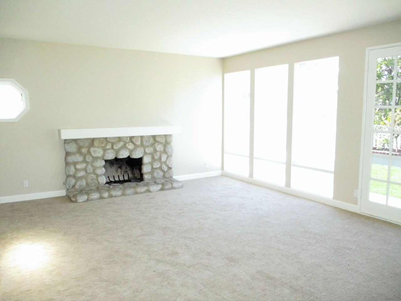 22731 Islamare Ln - Photo 3 of 24