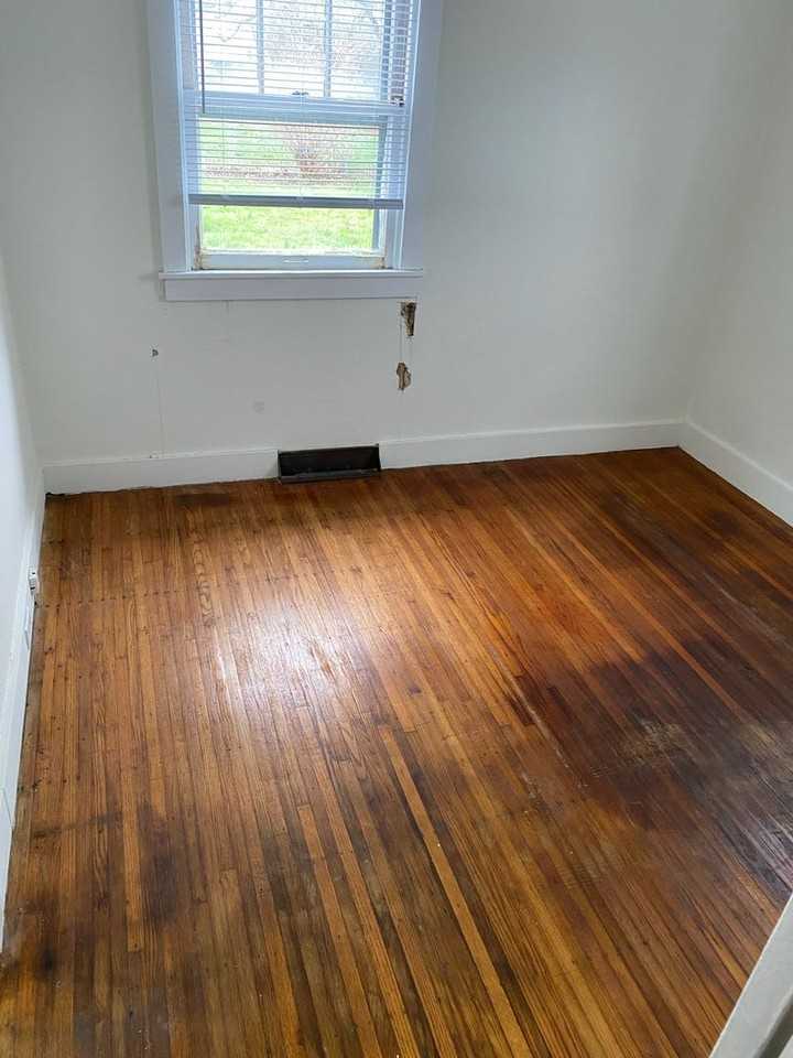 1091 Windermire St - Photo 6 of 13