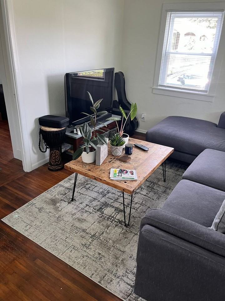 1091 Windermire St - Photo 3 of 13