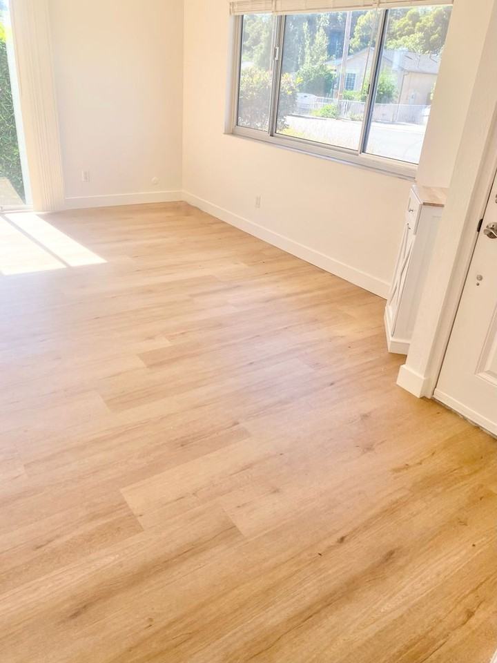 1797 Knox St - Photo 3 of 16