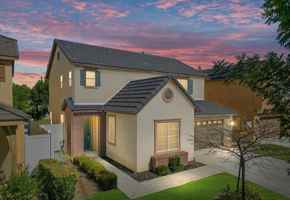 featured image of 1910 Holt Rinehart Ave