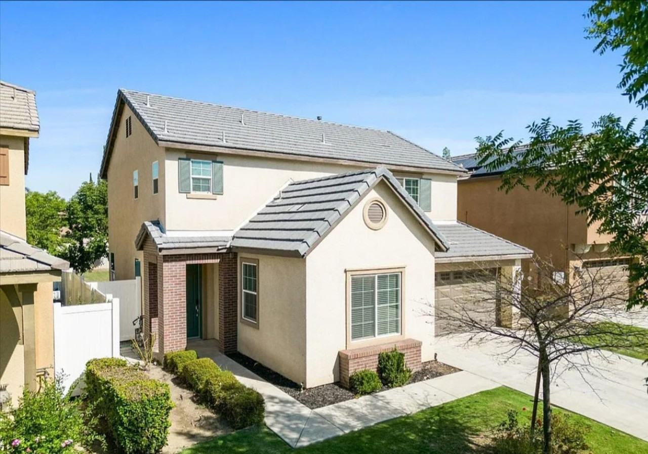 1910 Holt Rinehart Ave - Photo 2 of 21