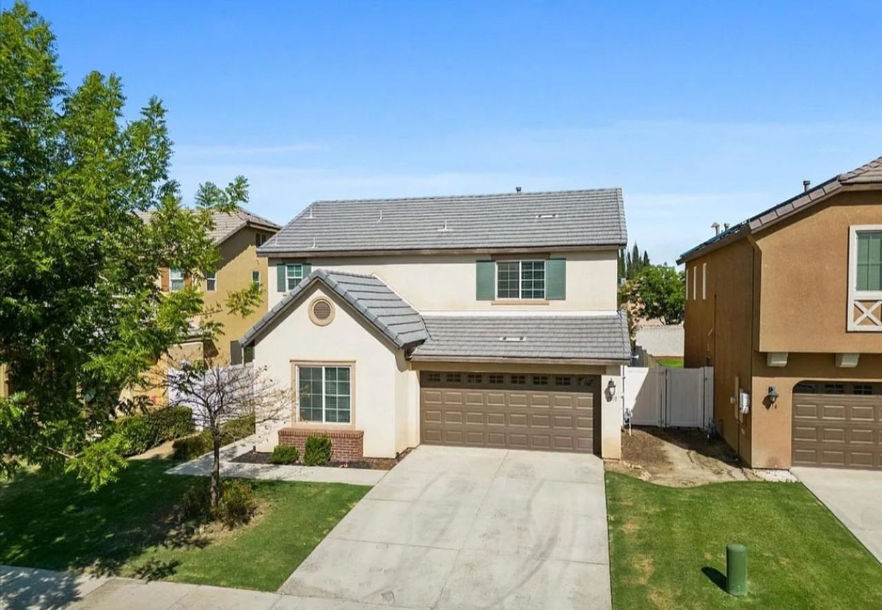 1910 Holt Rinehart Ave - Photo 3 of 21