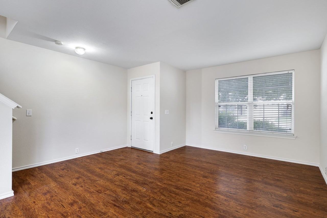 13207 Woodthorn Way - Photo 2 of 30