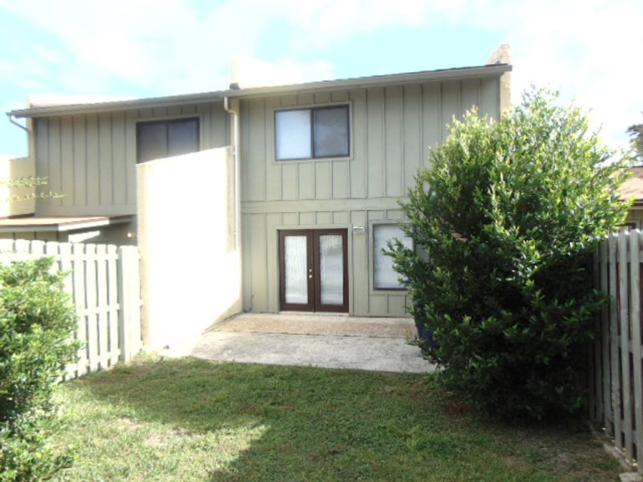 1025 W 19th St Apt 7c - Photo 2 of 19