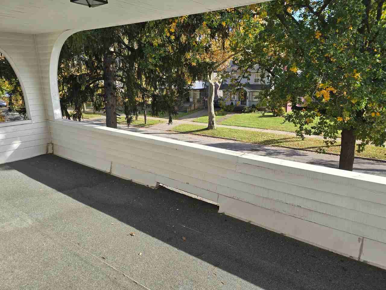 3570 E 151 ST - Photo 2 of 11