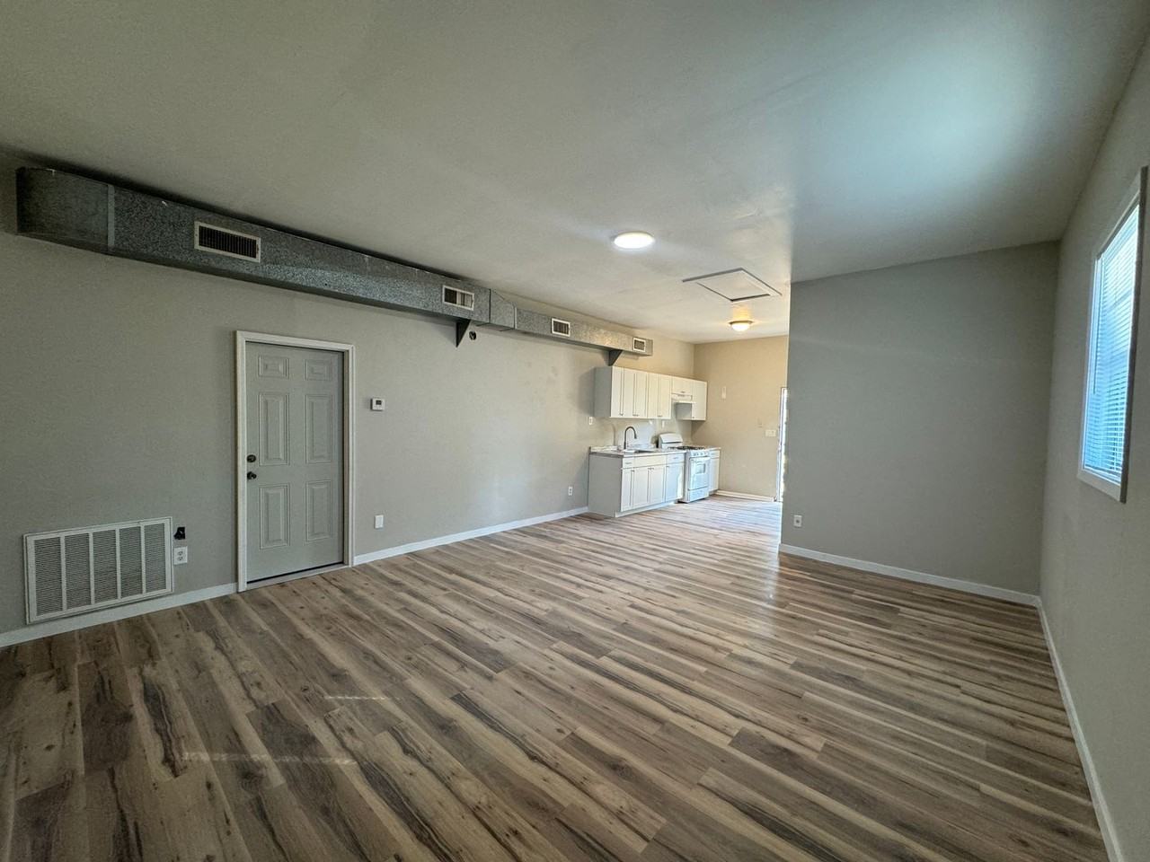 9434 9434 Palmetto Lane - Back House - Photo 3 of 11