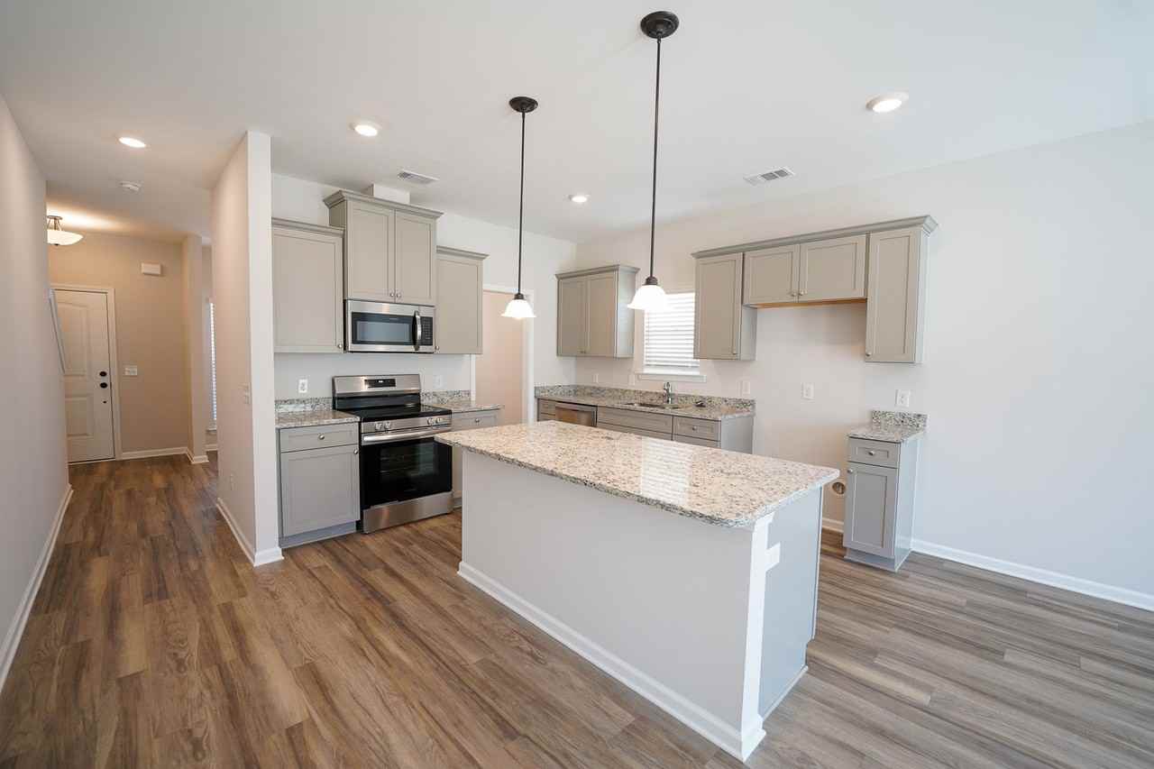 118 Exmoor Cir - Photo 7 of 24