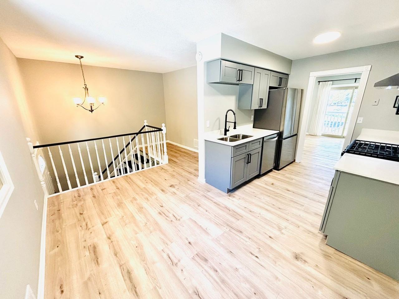 7368 143rd Street Ct - Photo 4 of 17