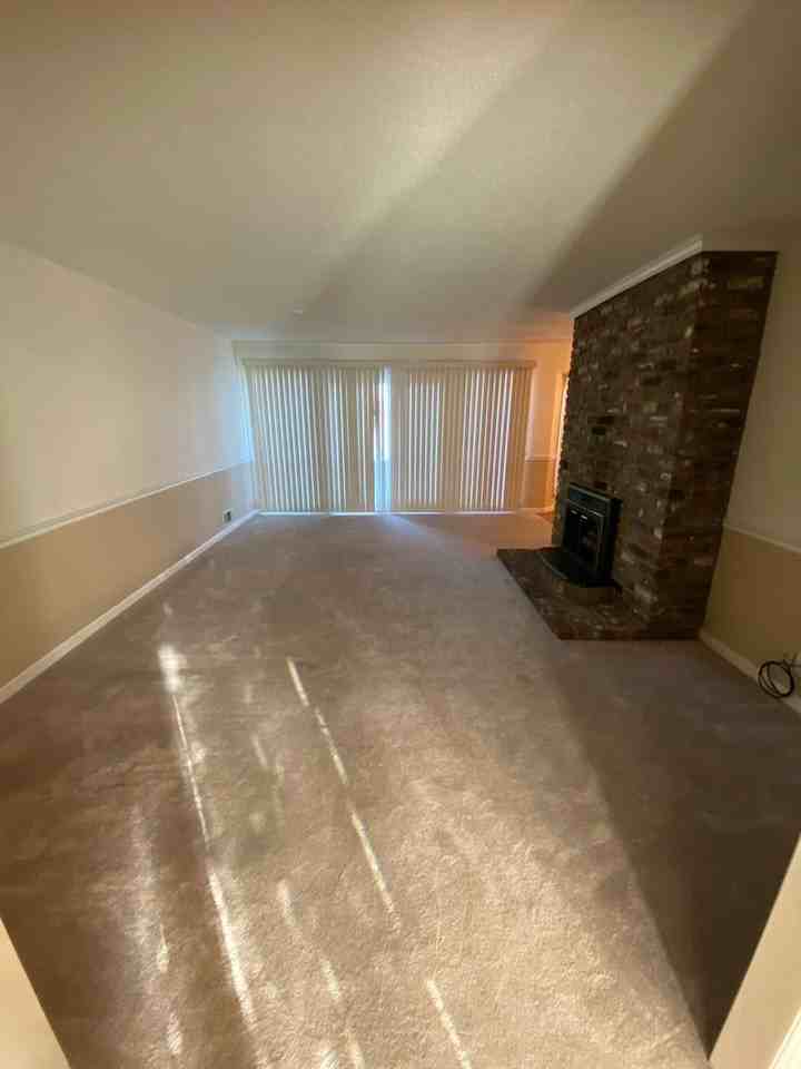 206 Five Point Dr - Photo 2 of 29