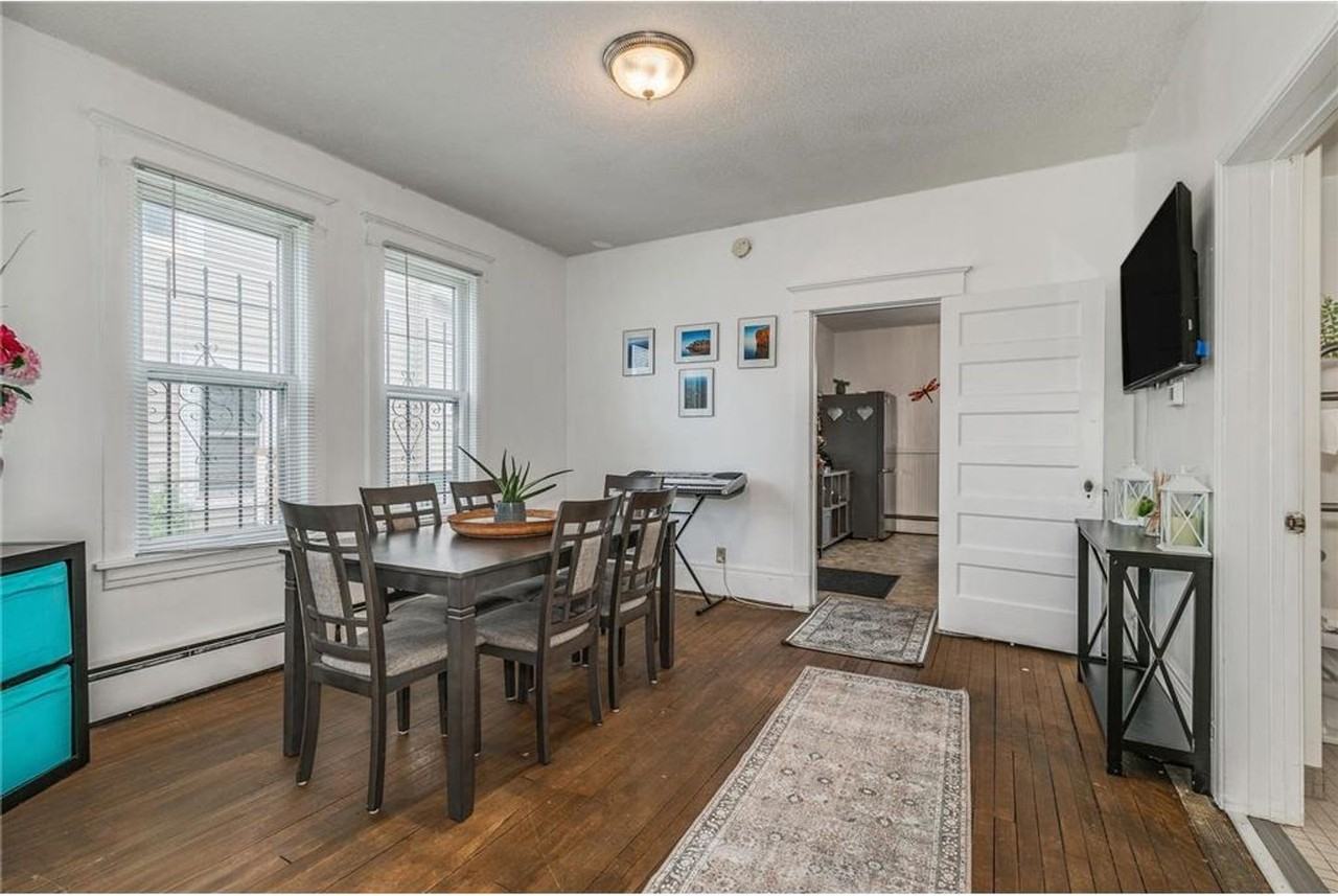 744 Thomas Ave - Photo 3 of 25