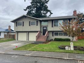 555 Nw Fairhaven Dr - Photo 1 of 1