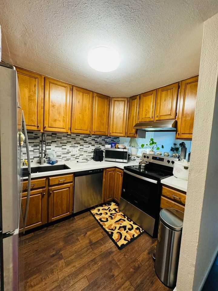 116 Rainier Ln - Photo 3 of 12