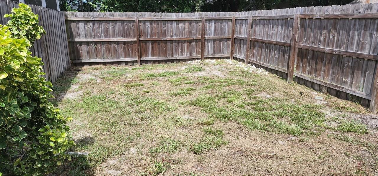 7927 Sylvan Dr - Photo 3 of 30