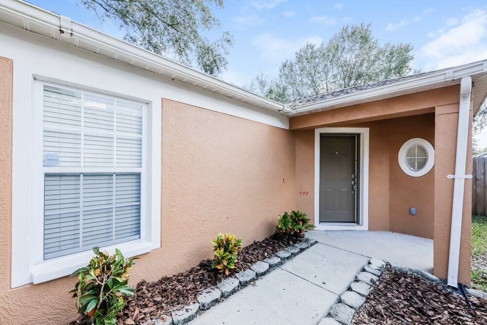 408 Pine Pointe Ct - Photo 3 of 16