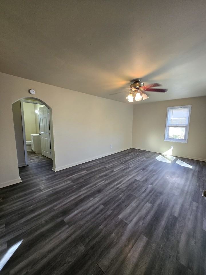 22 Biscayne Blvd - Photo 2 of 10