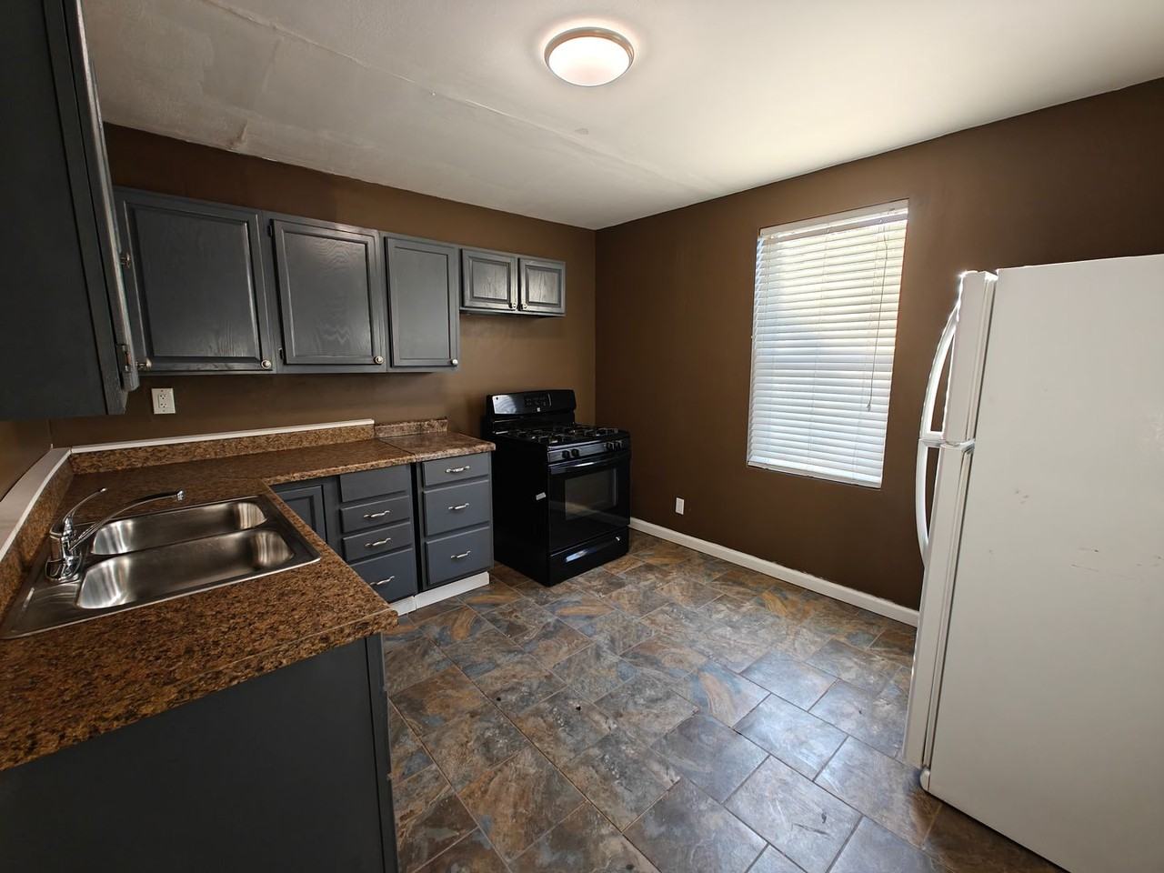 1269 Purcell Ave - Photo 3 of 10