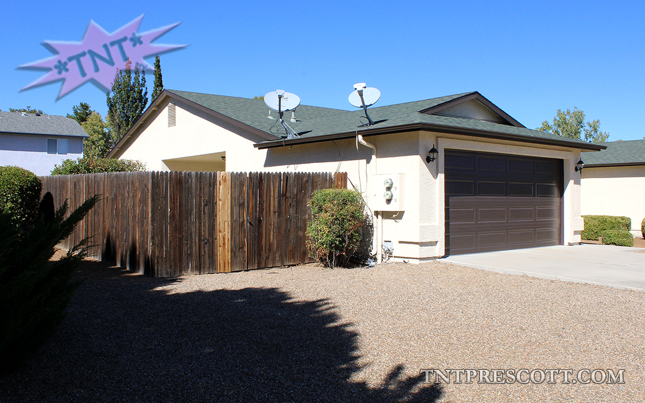 1249 - Photo 2 of 20