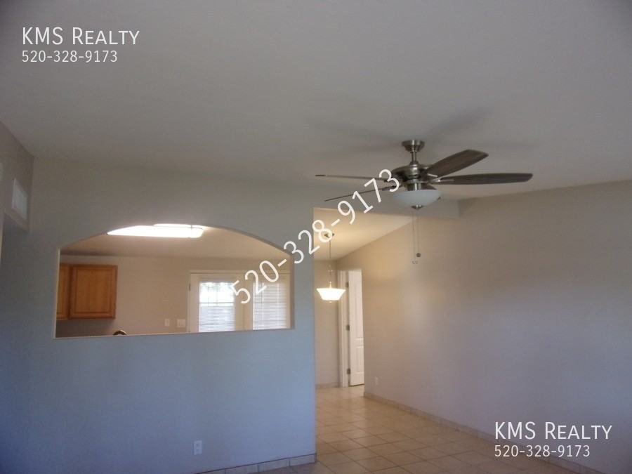 1958 W Waverly St - Photo 3 of 31