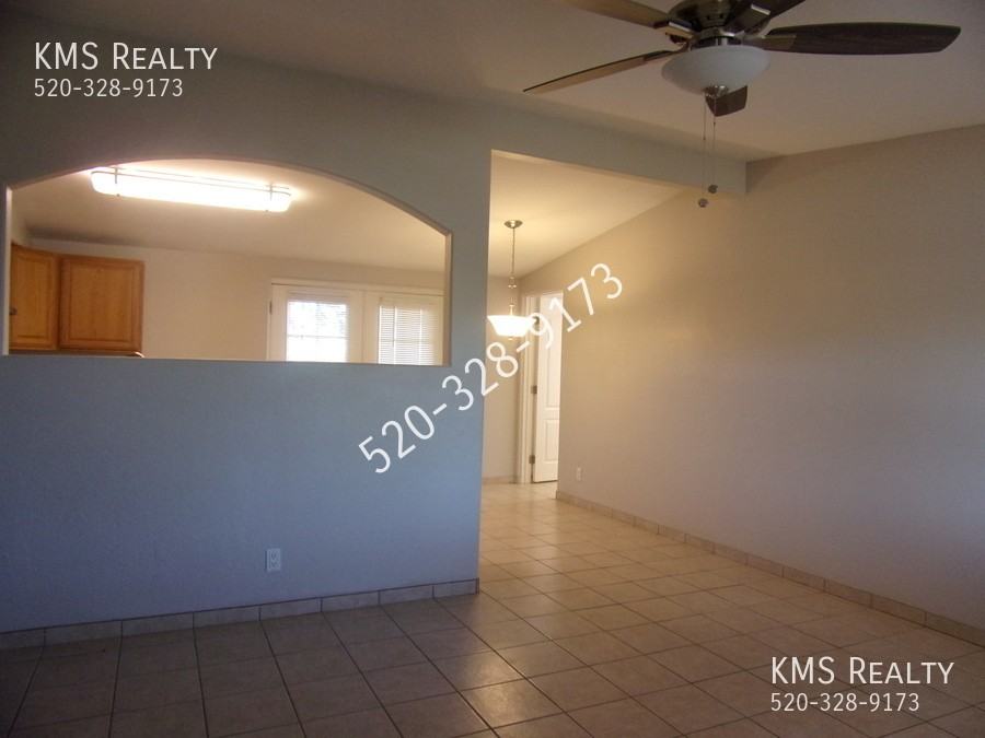 1958 W Waverly St - Photo 4 of 31