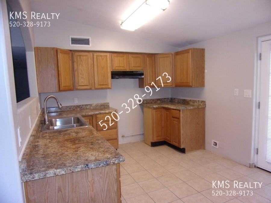 1958 W Waverly St - Photo 7 of 31