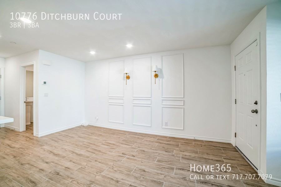 10776 Ditchburn Ct - Photo 3 of 16
