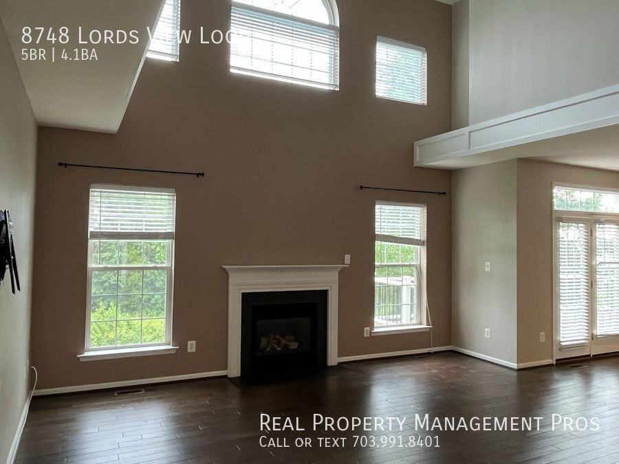 8748 Lords View Loop - Photo 3 of 39