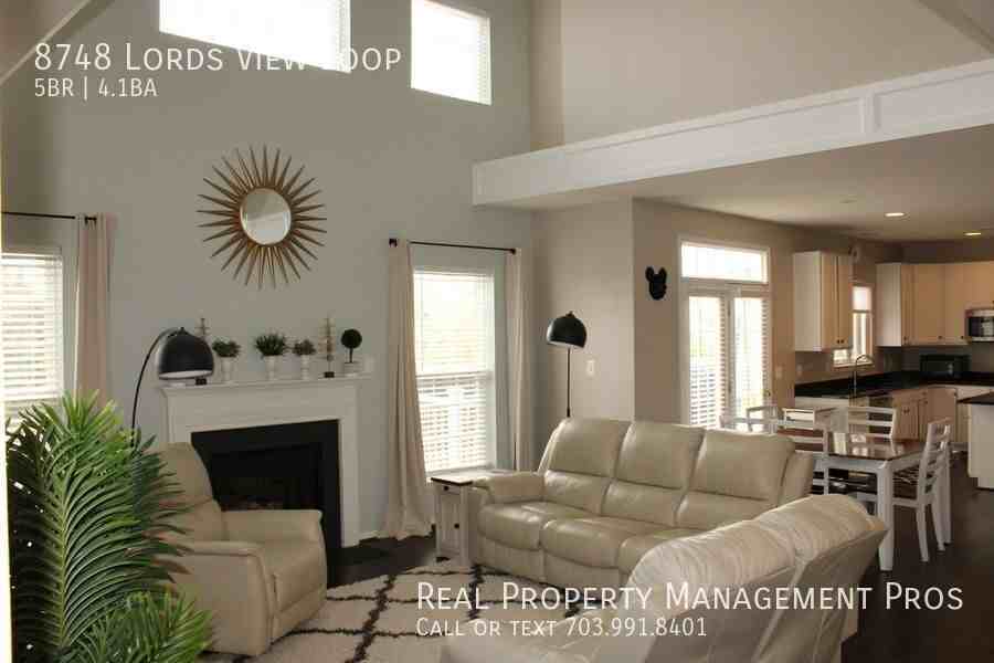 8748 Lords View Loop - Photo 6 of 39