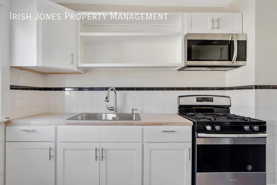 2518 Delaware Ave - Photo 6 of 19