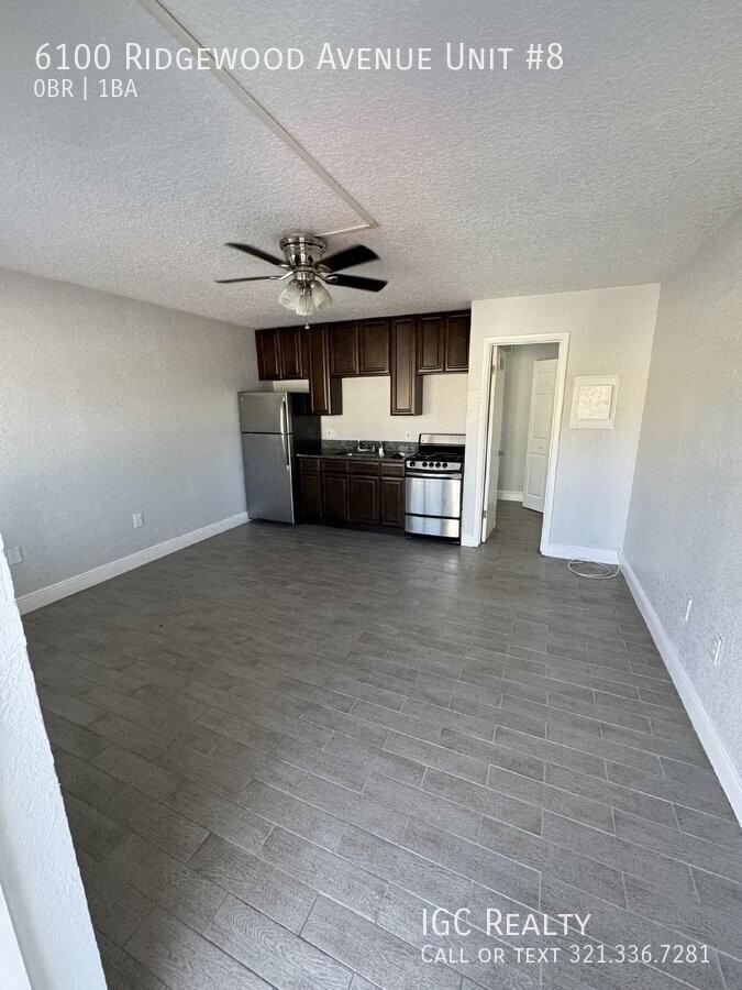 6100 Ridgewood Ave - Photo 2 of 10