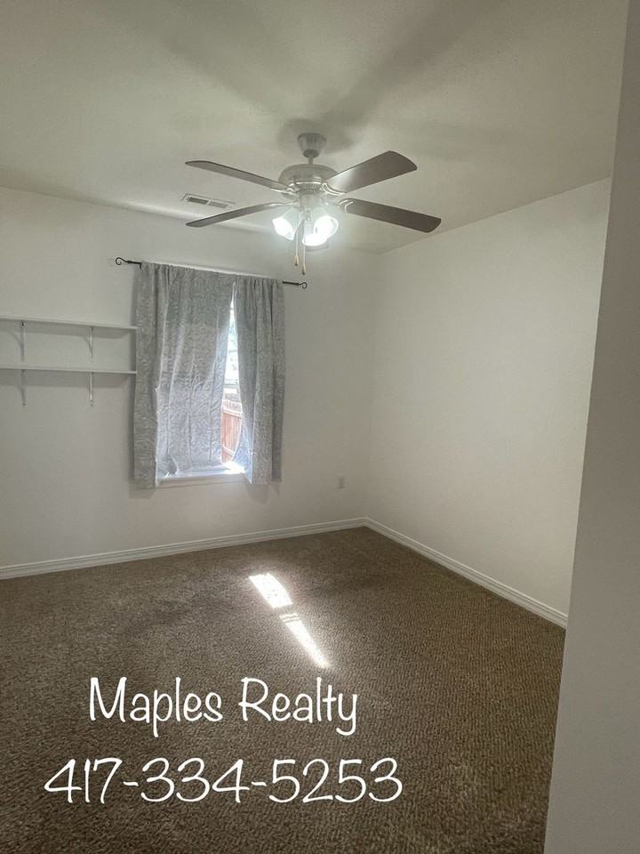 112 Andro Cir - Photo 3 of 20