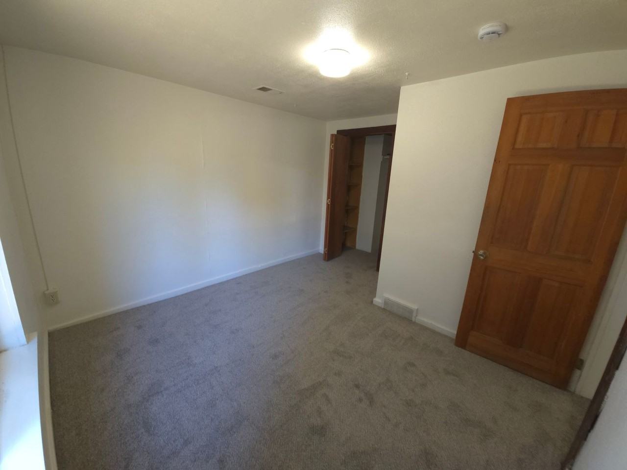 2244 Goss Circle East - Photo 7 of 29