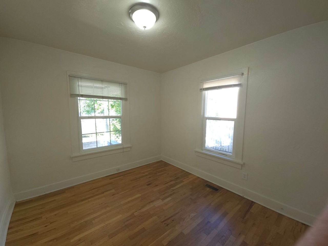 2321 Grove St. - Photo 4 of 37