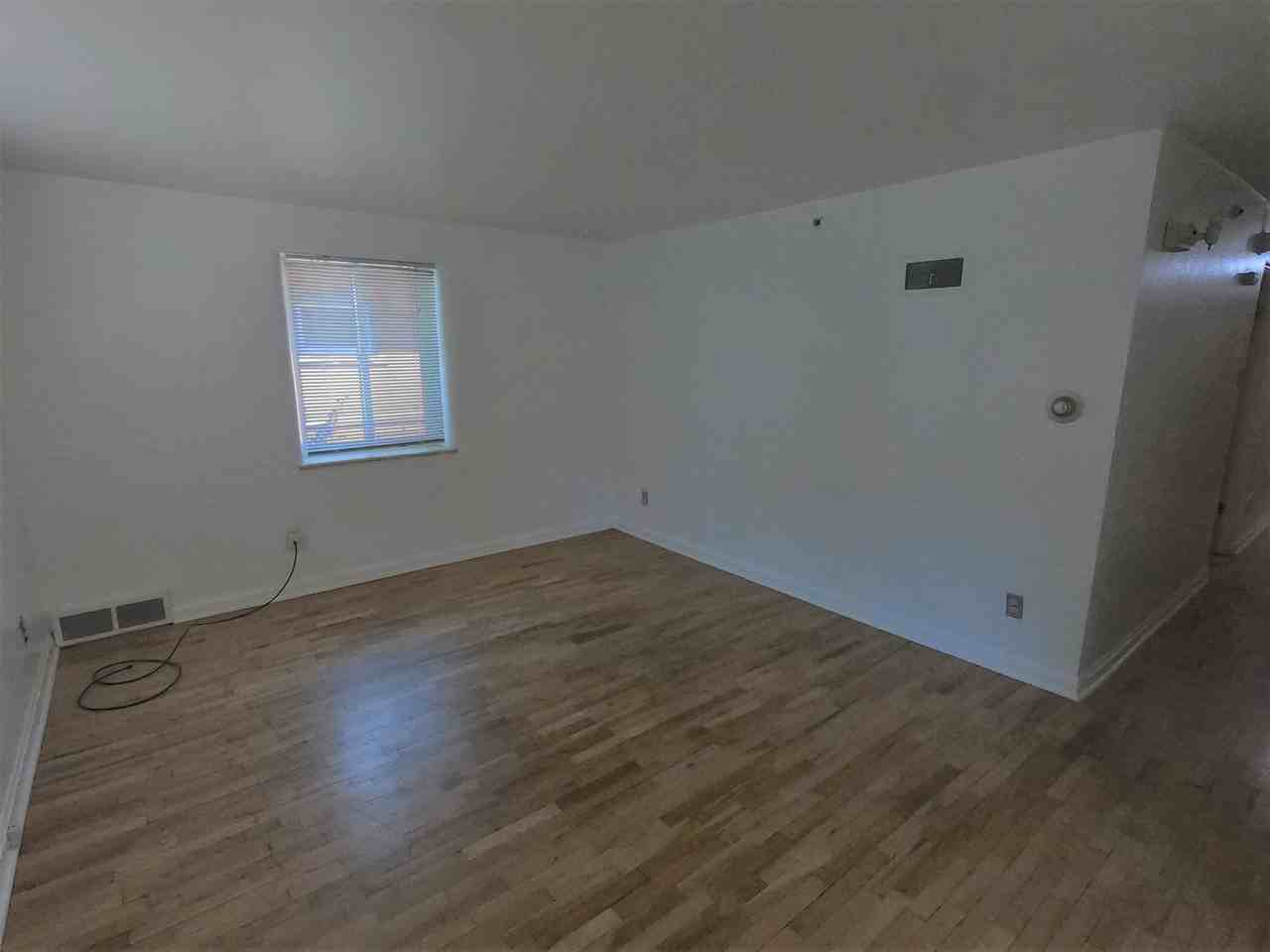 1020 14th - Photo 4 of 22