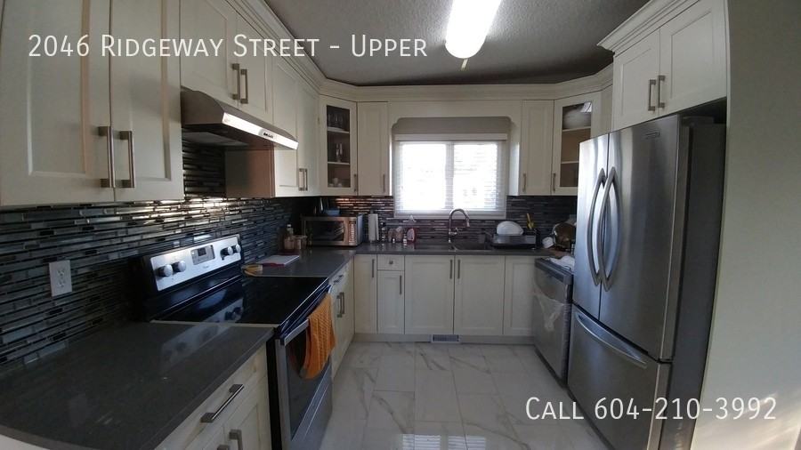 2046 Ridgeway St - Photo 2 of 16