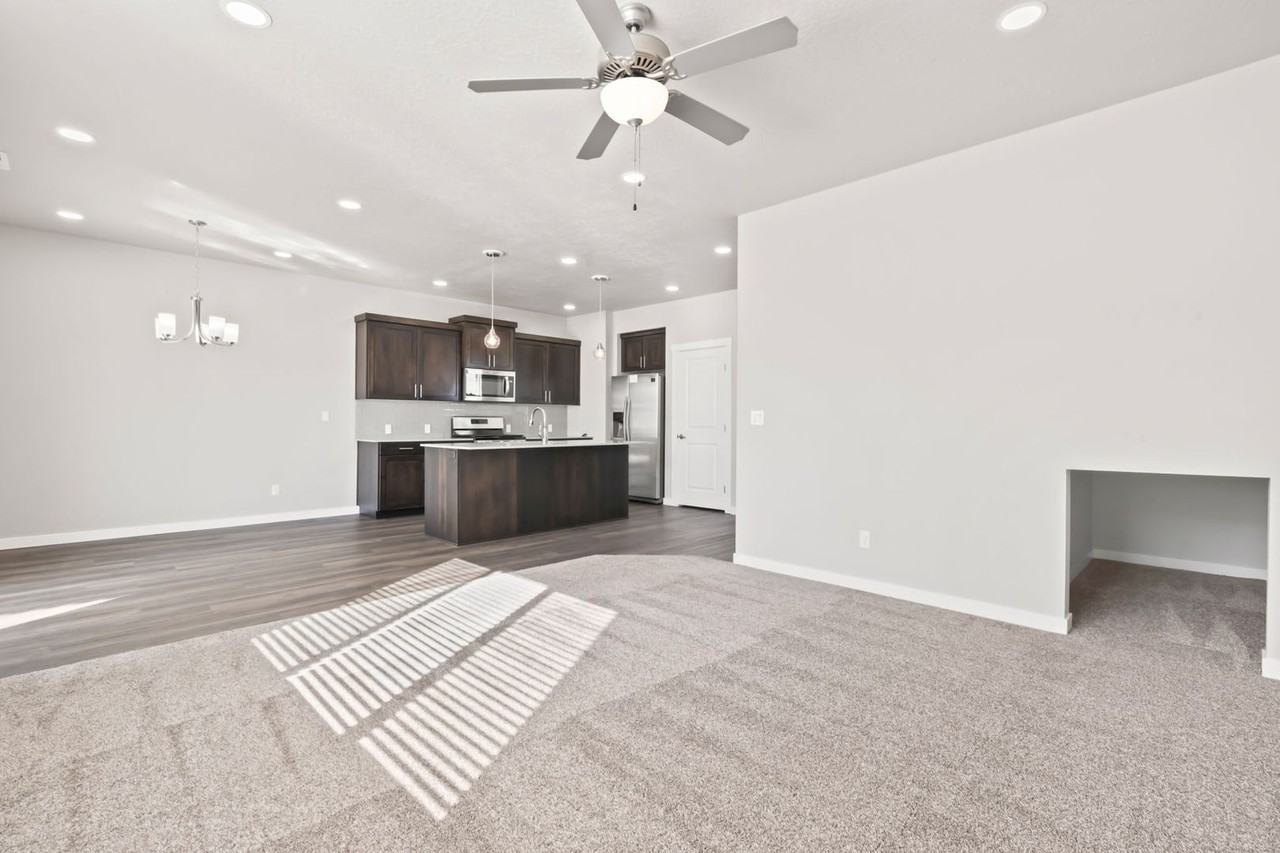 4207 E Esperanto St - Photo 5 of 19