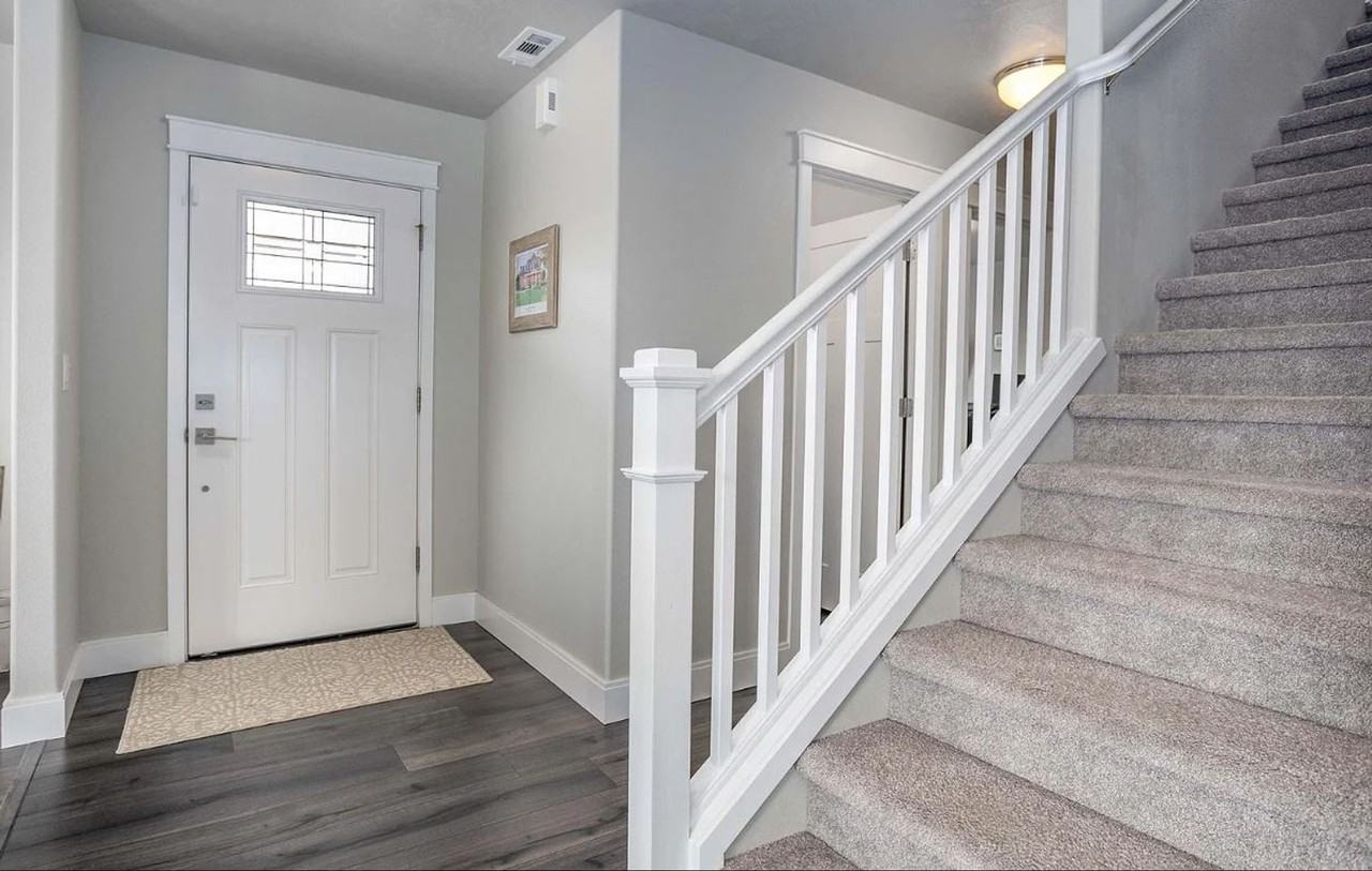 4646 Corvina St - Photo 3 of 24