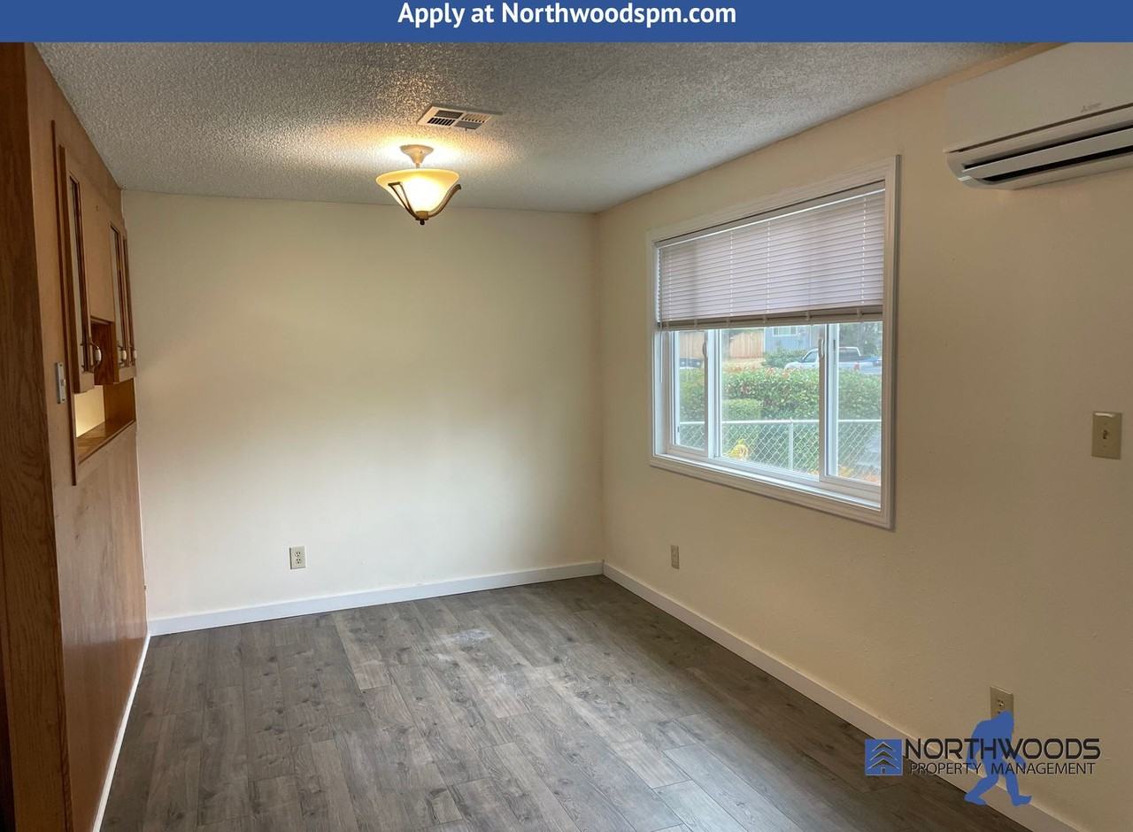 527 Mae St #A - Photo 4 of 18