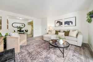 featured image of 9401 Jornada Ln