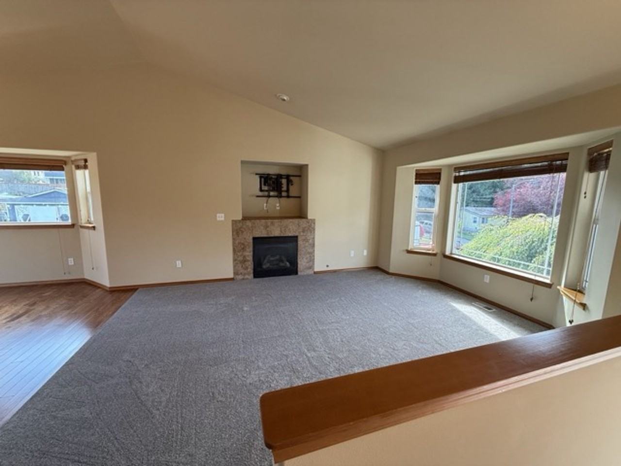 10523 19th Pl W - Photo 3 of 31