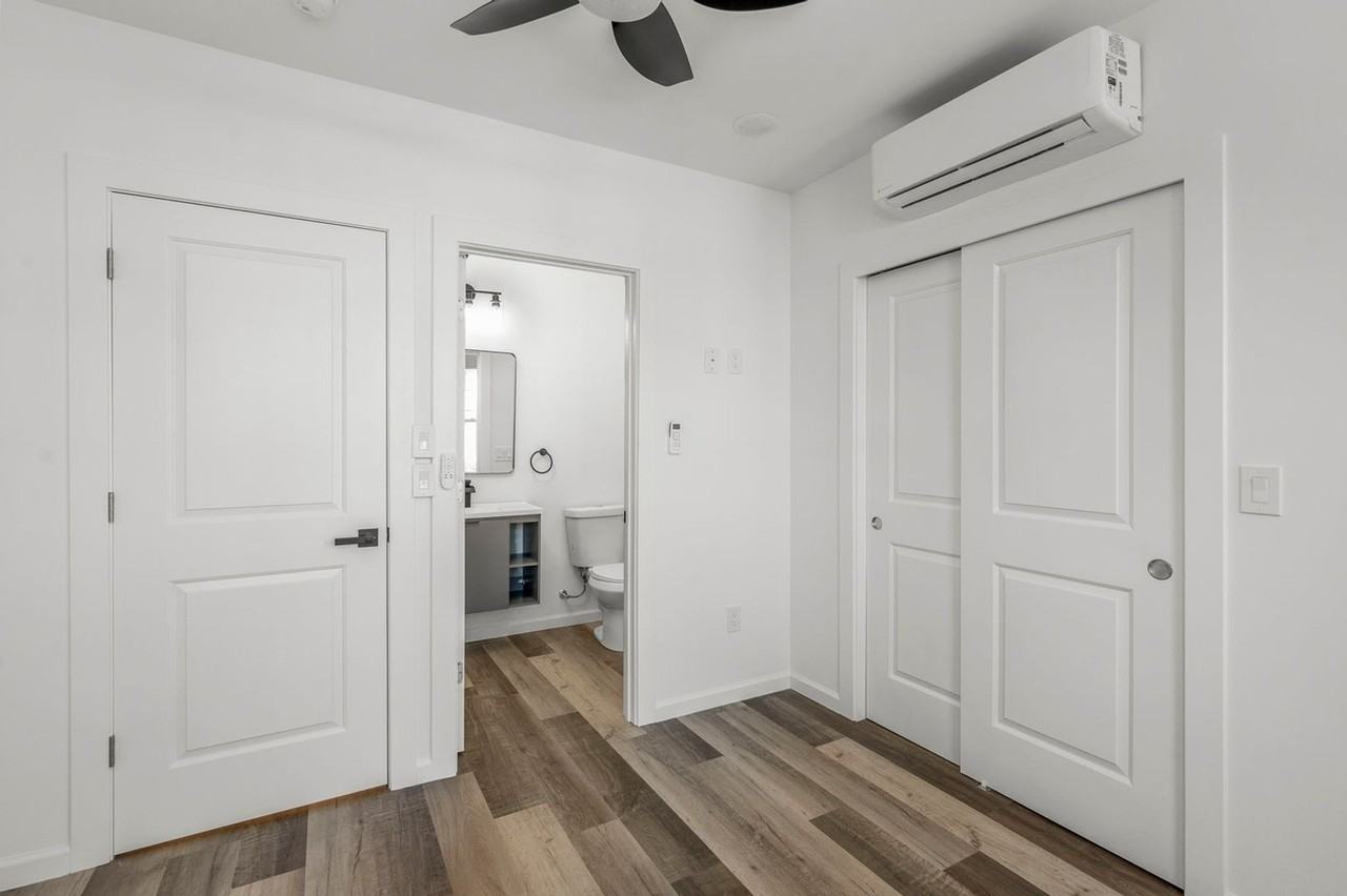 5318 Walton Ave - Photo 5 of 16