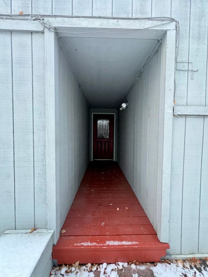 1370 Carat Loop - Photo 4 of 19